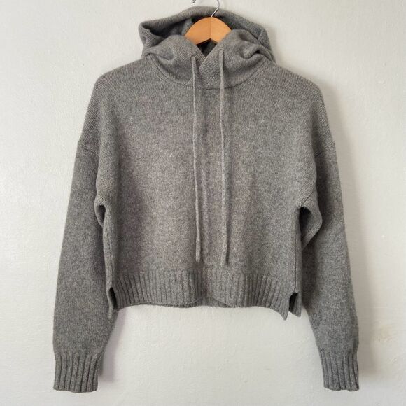 The Group by Babaton + Cashmere
Payette Hoodie - Picture 2 of 13